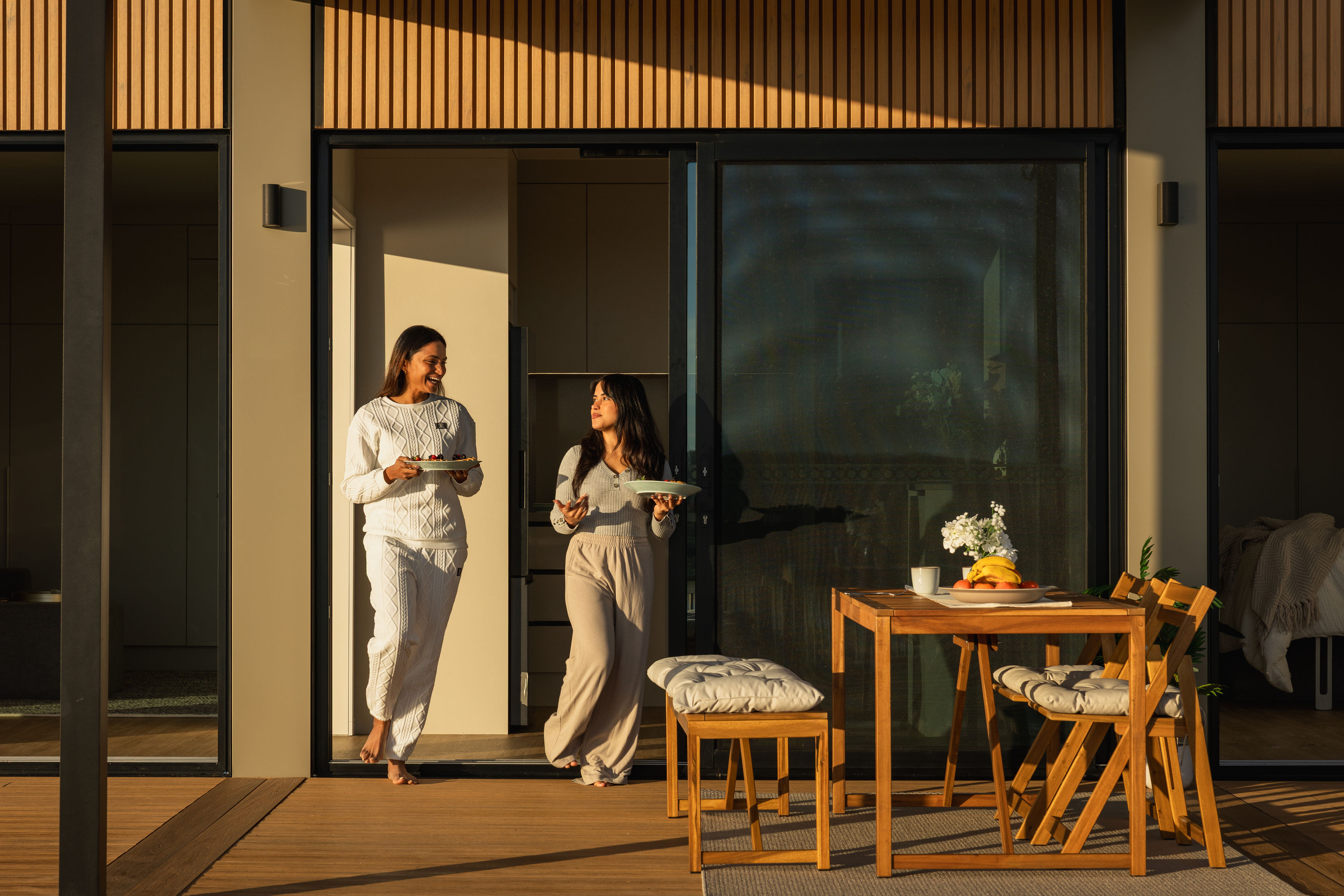OHOME · Terrace · carrying breakfast out